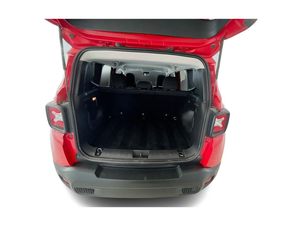 Thumbnail: 2019 Jeep Renegade - 15