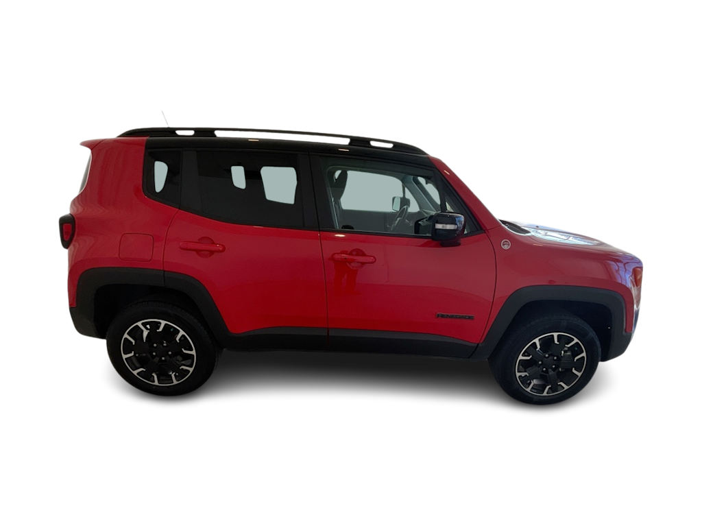 Thumbnail: 2023 Jeep Renegade - 21