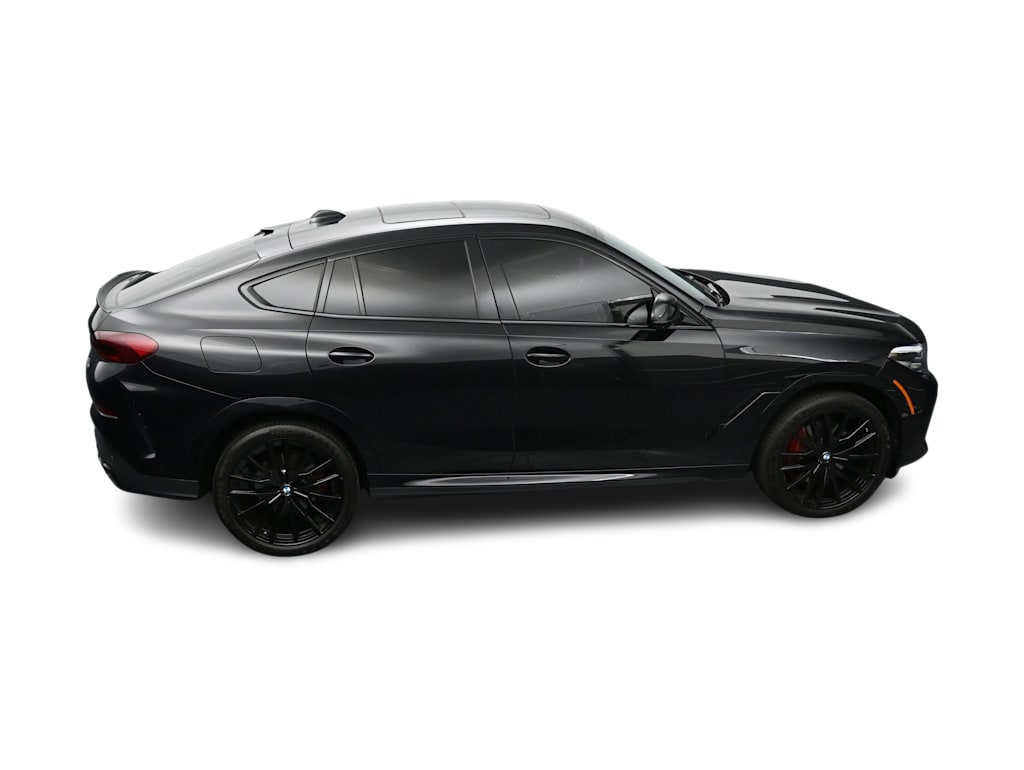 Thumbnail: 2022 BMW X6 - 35