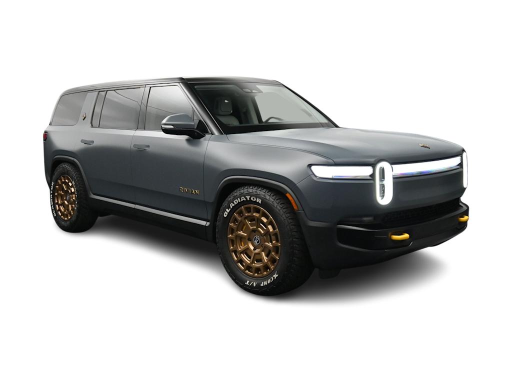 Thumbnail: 2025 Rivian R1S - 29