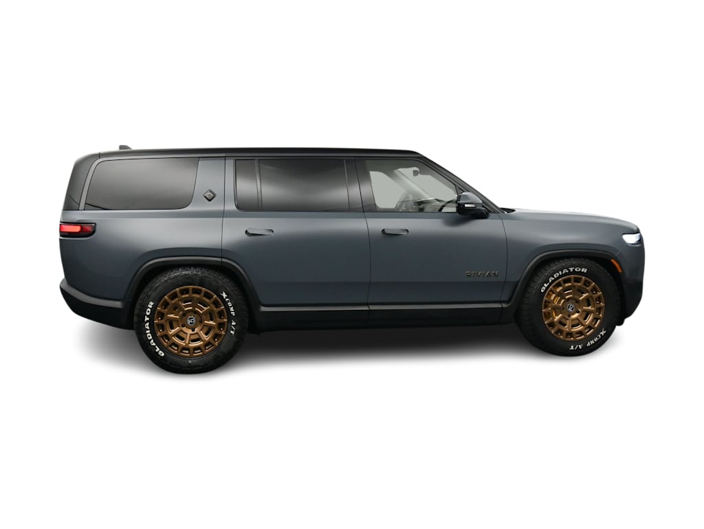 Thumbnail: 2025 Rivian R1S - 28
