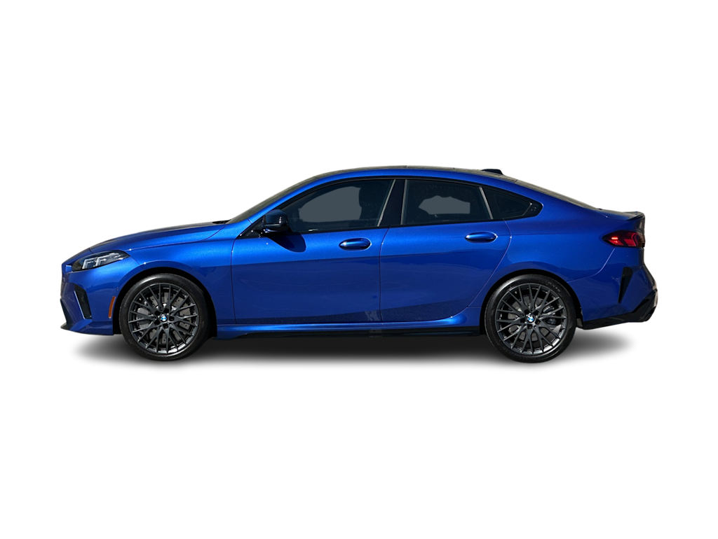 Thumbnail: 2025 BMW 2 Series - 3