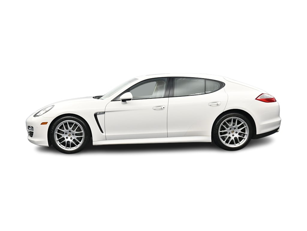 Thumbnail: 2011 Porsche Panamera - 3