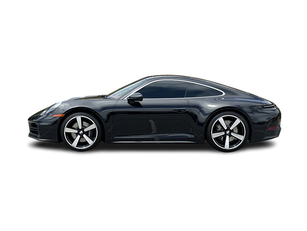 Thumbnail: 2025 Porsche 911 - 3