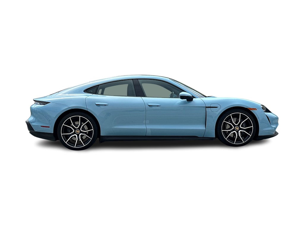 2022 Porsche Taycan  17