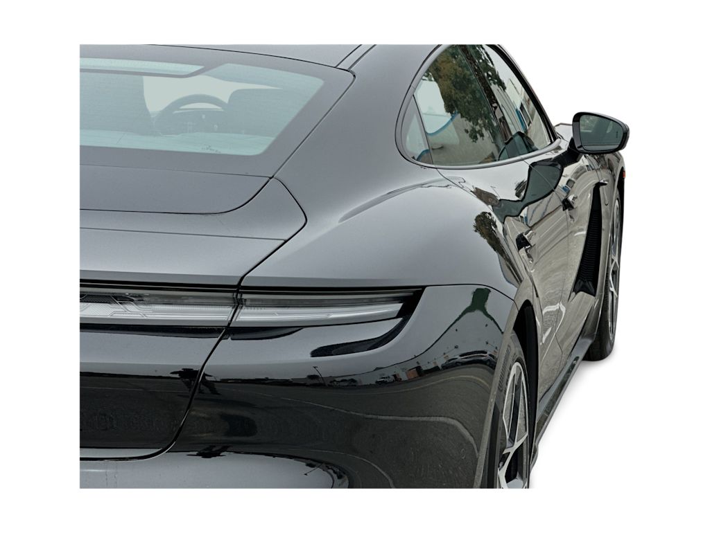 Thumbnail: 2025 Porsche Taycan - 25