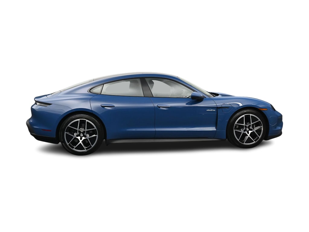 Thumbnail: 2026 Porsche Taycan - 27