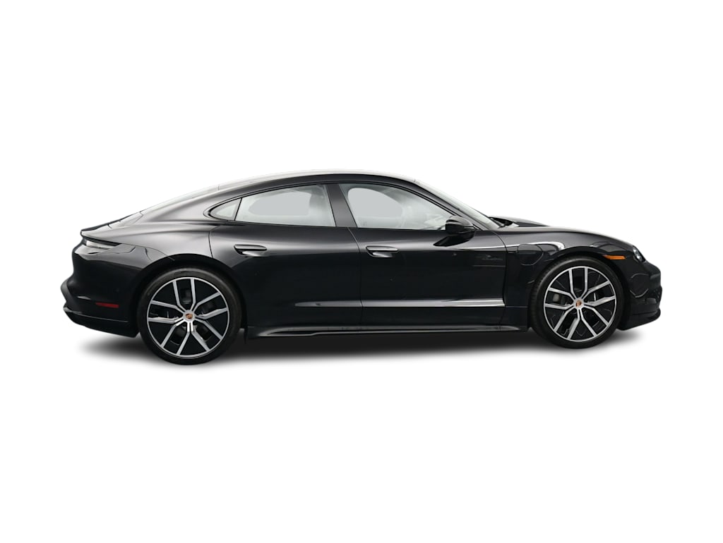 Thumbnail: 2026 Porsche Taycan - 28