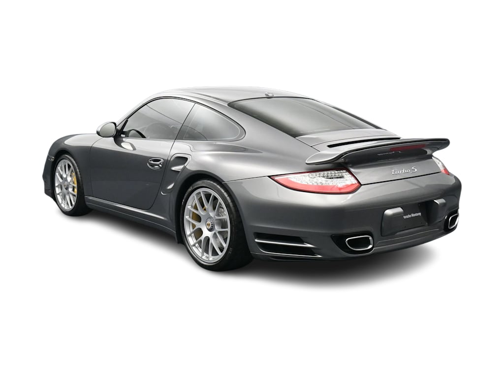 Thumbnail: 2013 Porsche 911 - 4