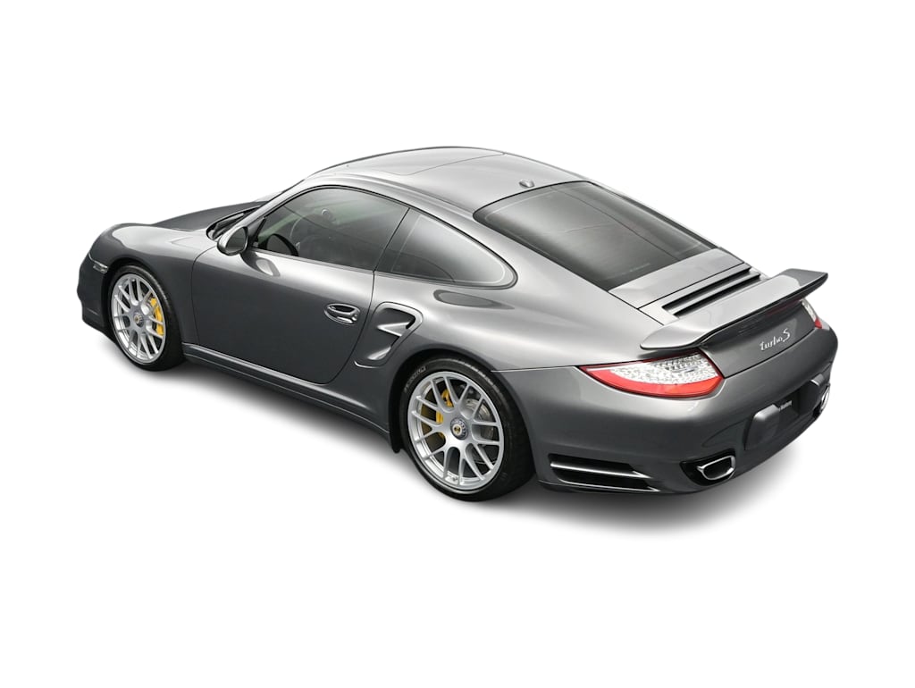 Thumbnail: 2013 Porsche 911 - 32