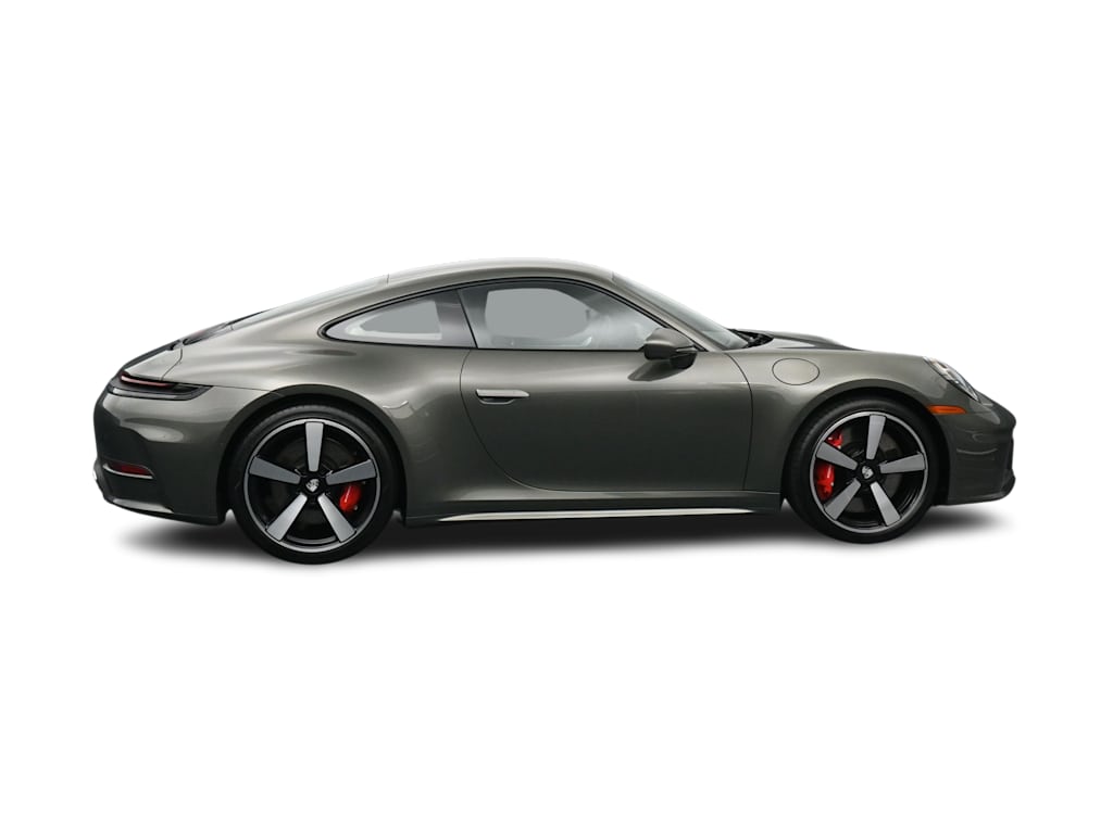 Thumbnail: 2026 Porsche 911 - 26