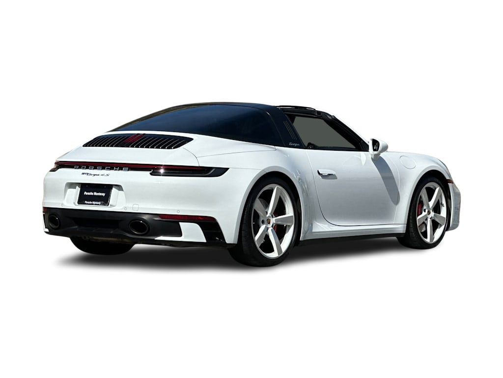 Thumbnail: 2022 Porsche 911 - 15
