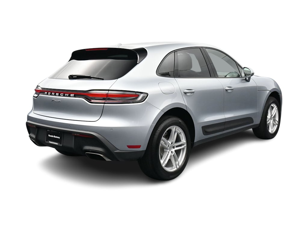 Thumbnail: 2025 Porsche Macan - 24