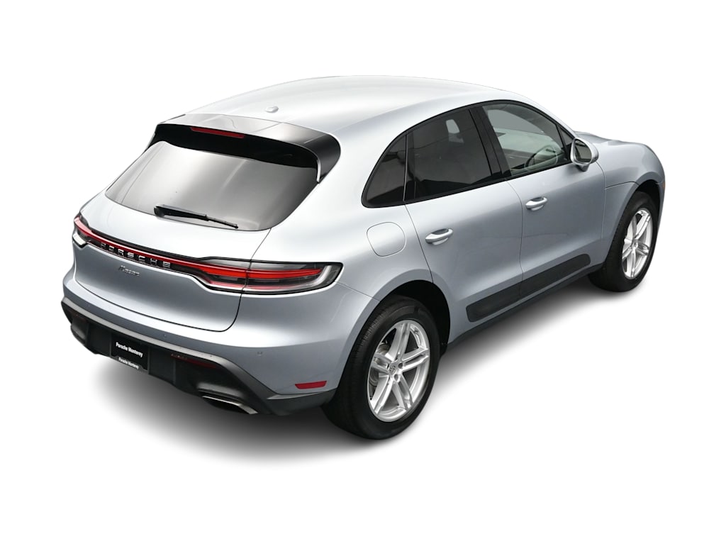 Thumbnail: 2025 Porsche Macan - 32