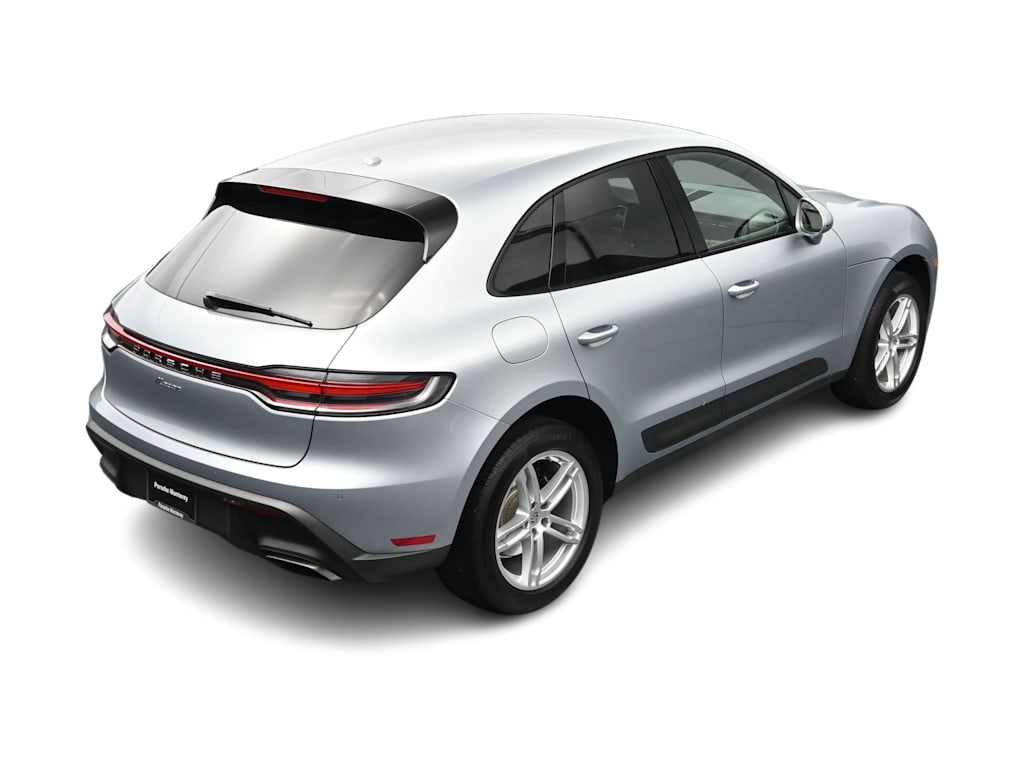 Thumbnail: 2025 Porsche Macan - 32