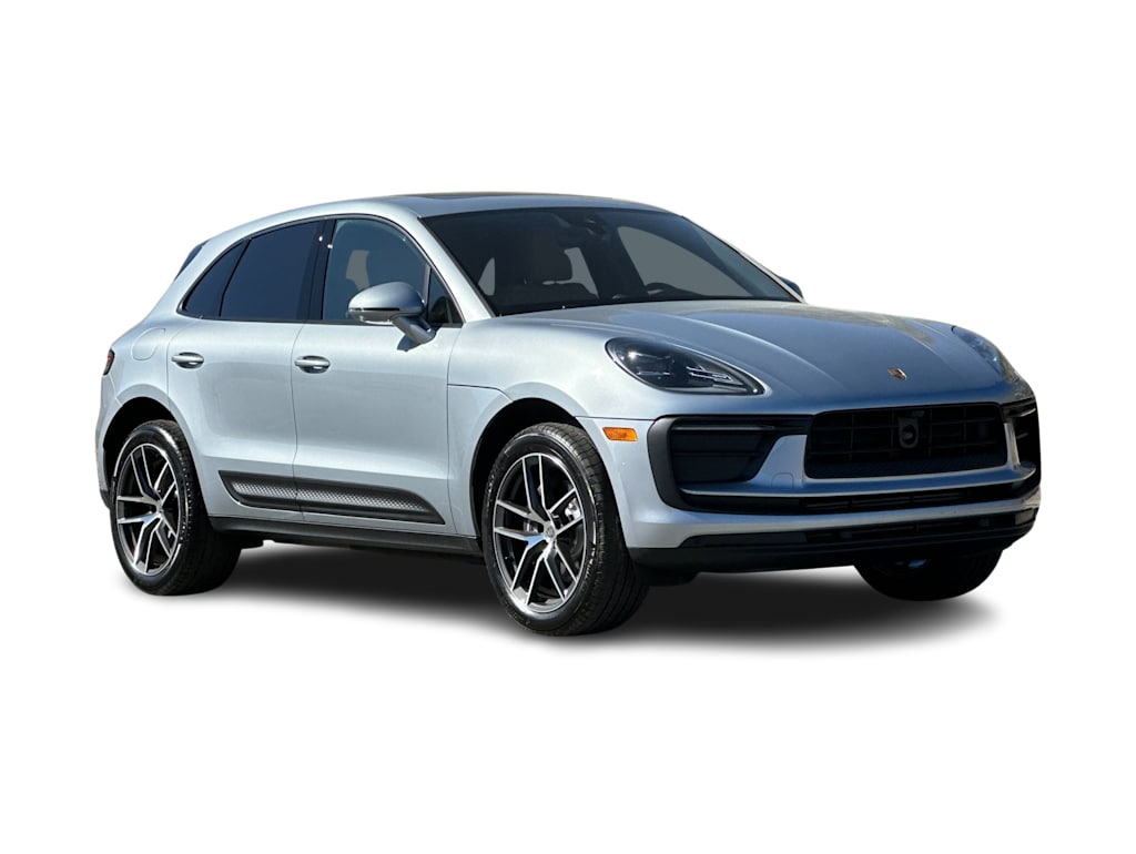 Thumbnail: 2026 Porsche Macan - 21