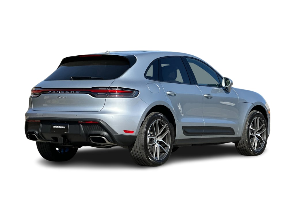 Thumbnail: 2026 Porsche Macan - 19