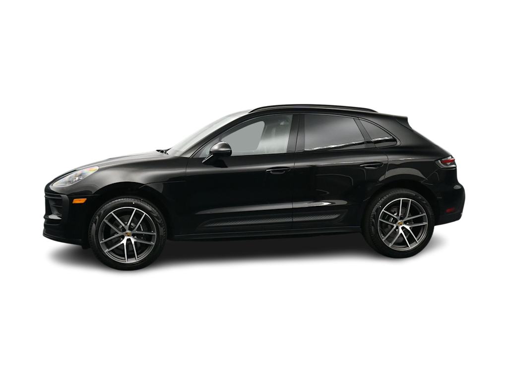 Thumbnail: 2026 Porsche Macan - 3