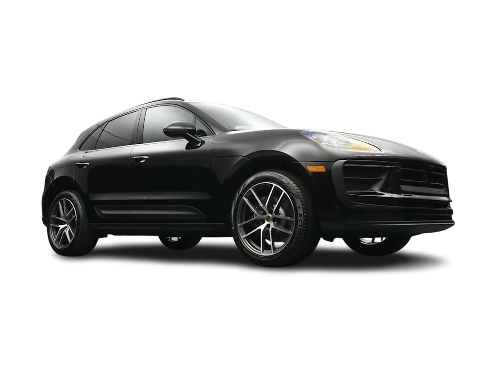 Thumbnail: 2026 Porsche Macan - 44