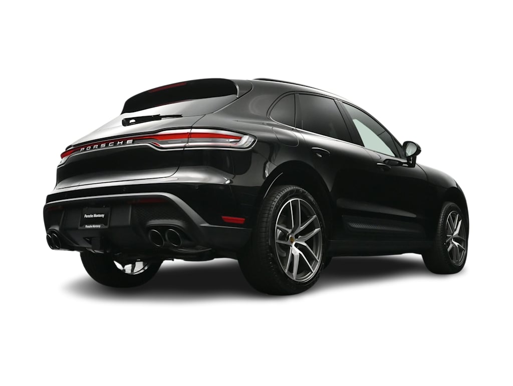 Thumbnail: 2026 Porsche Macan - 41