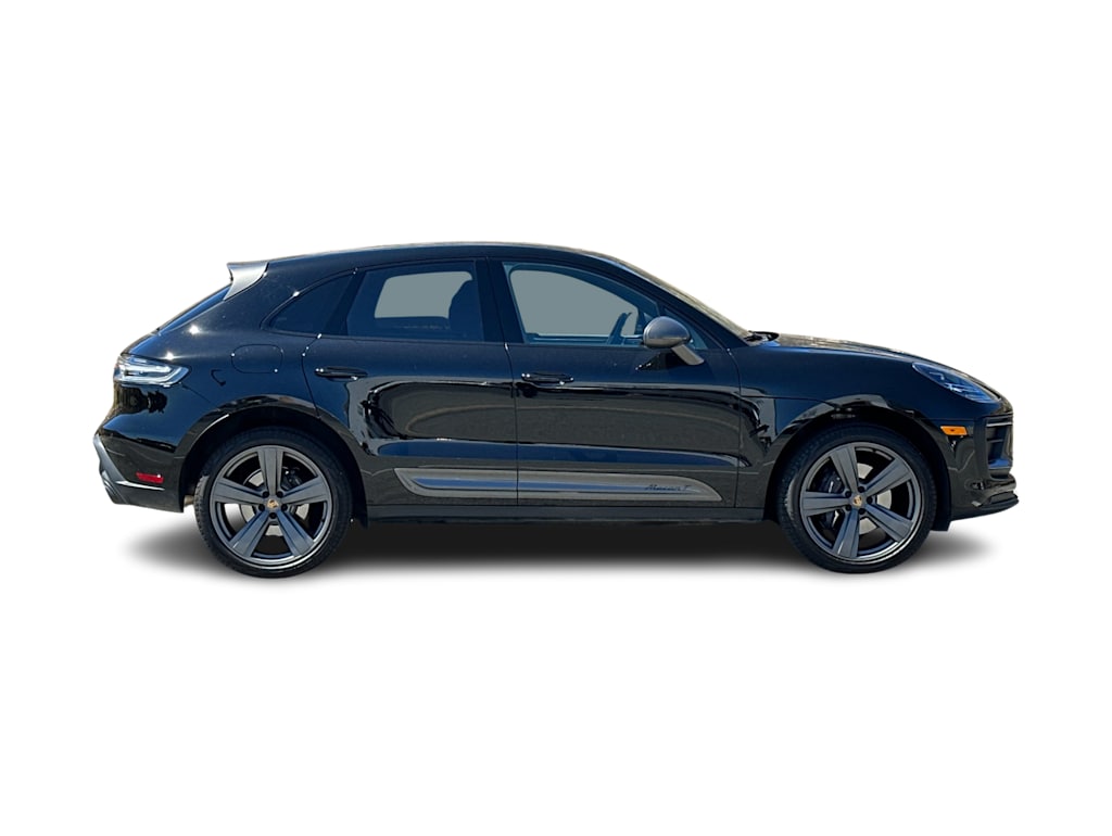 Thumbnail: 2024 Porsche Macan - 19