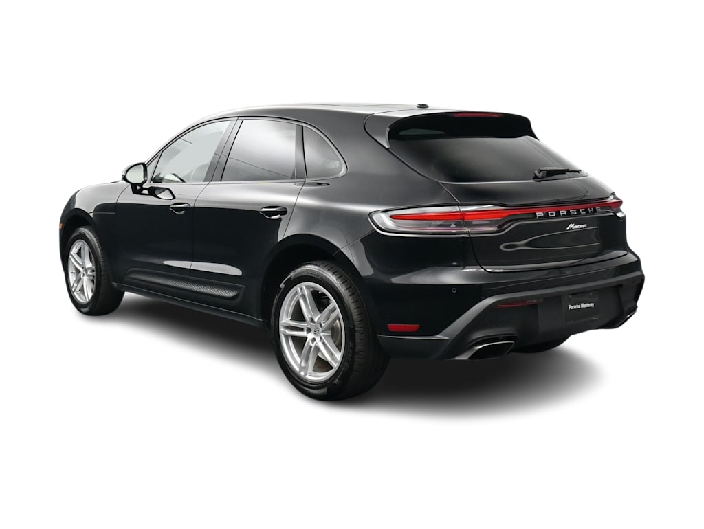 Thumbnail: 2024 Porsche Macan - 4