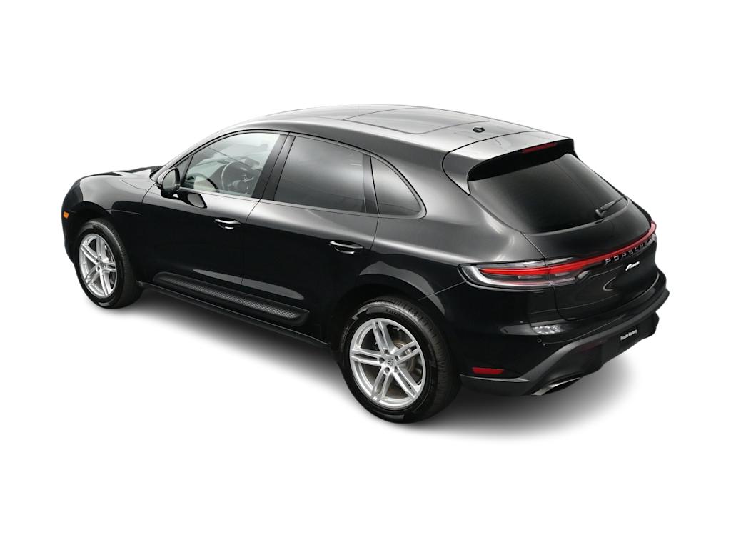Thumbnail: 2024 Porsche Macan - 28