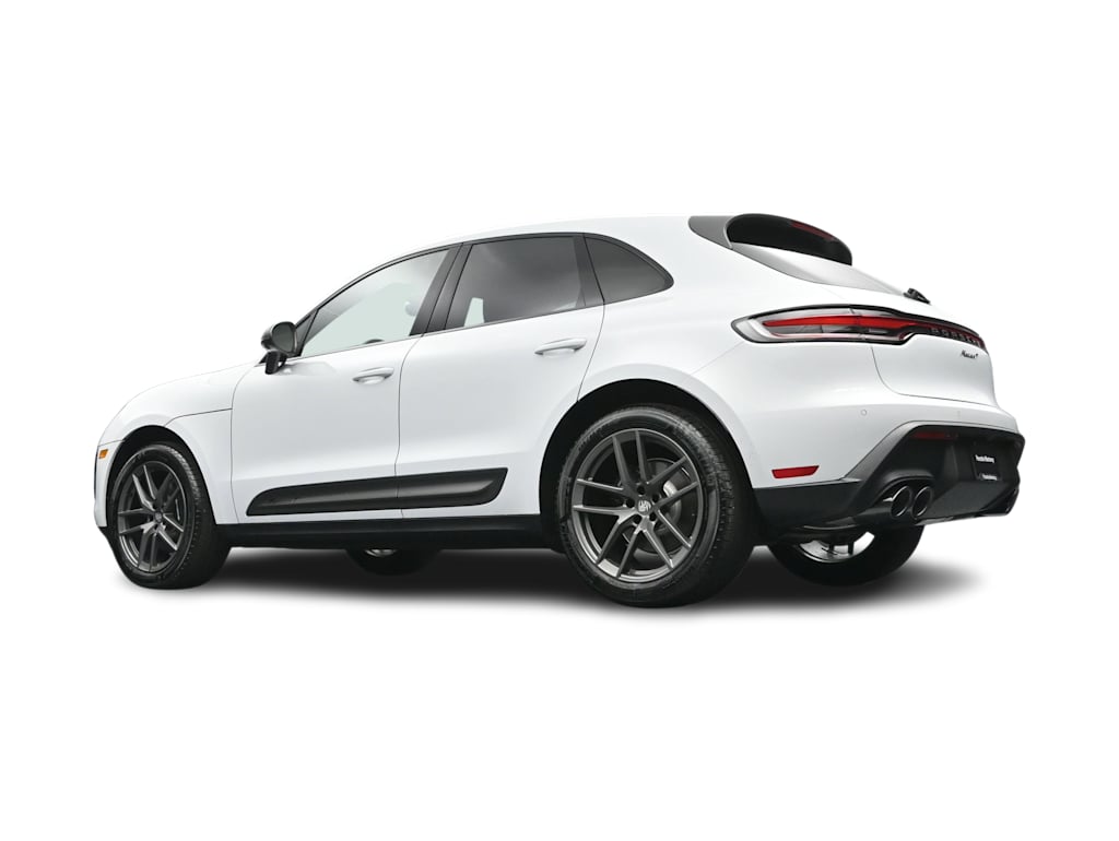 Thumbnail: 2026 Porsche Macan - 39