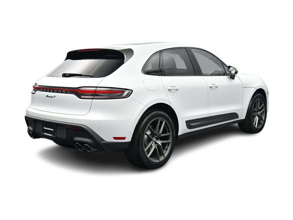 Thumbnail: 2026 Porsche Macan - 26