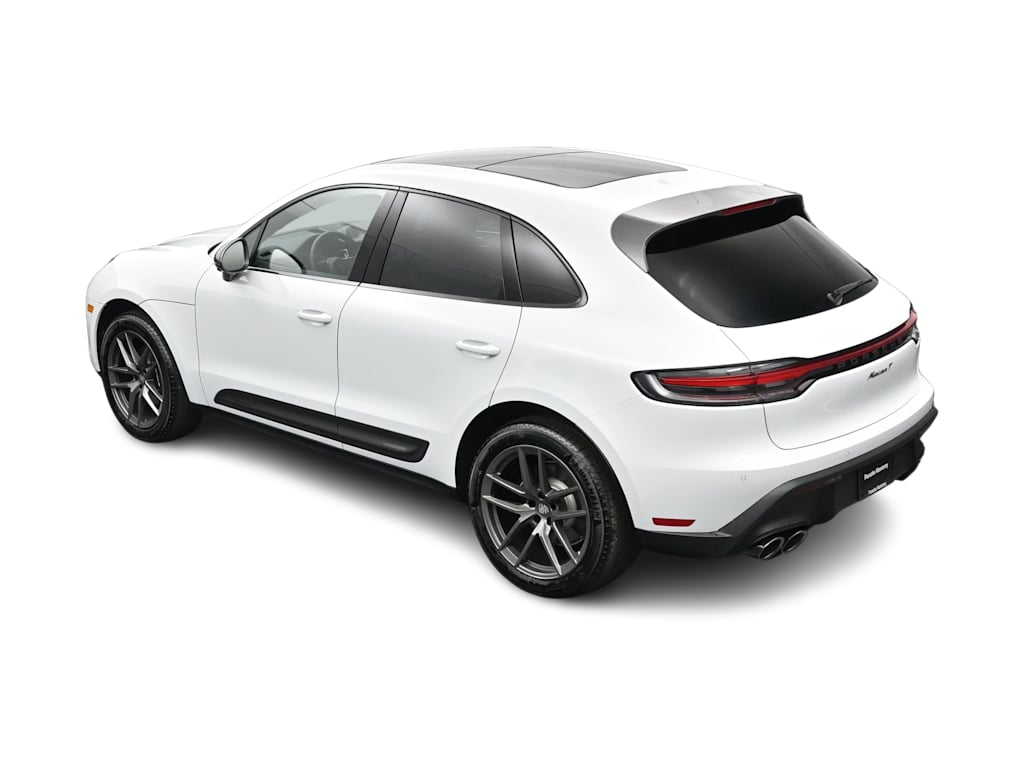 Thumbnail: 2026 Porsche Macan - 31