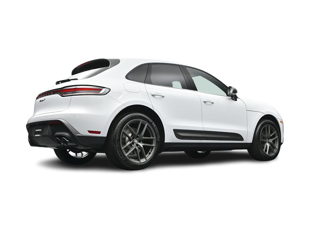 Thumbnail: 2026 Porsche Macan - 42