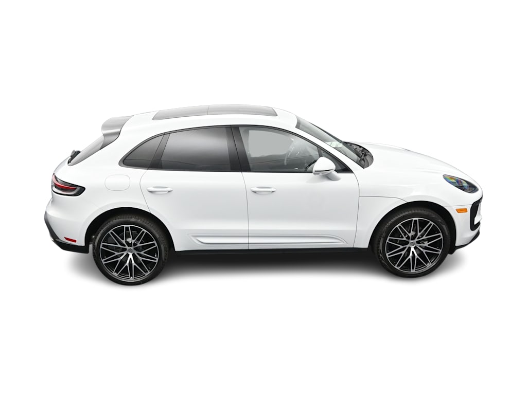 Thumbnail: 2026 Porsche Macan - 36