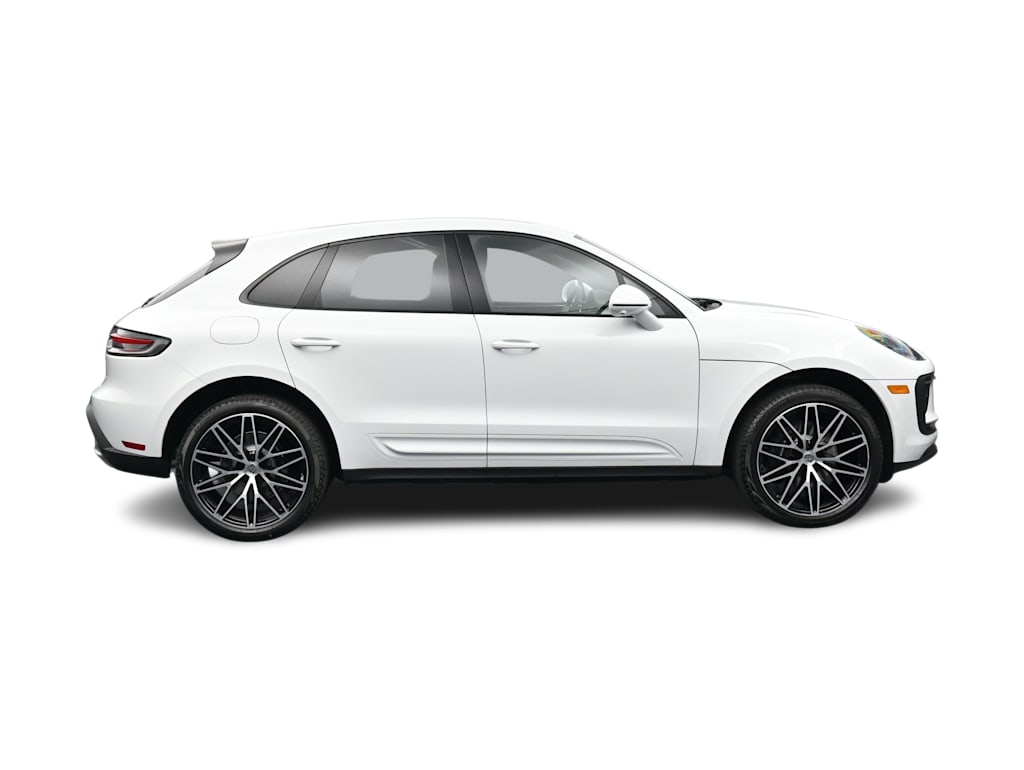 Thumbnail: 2026 Porsche Macan - 28