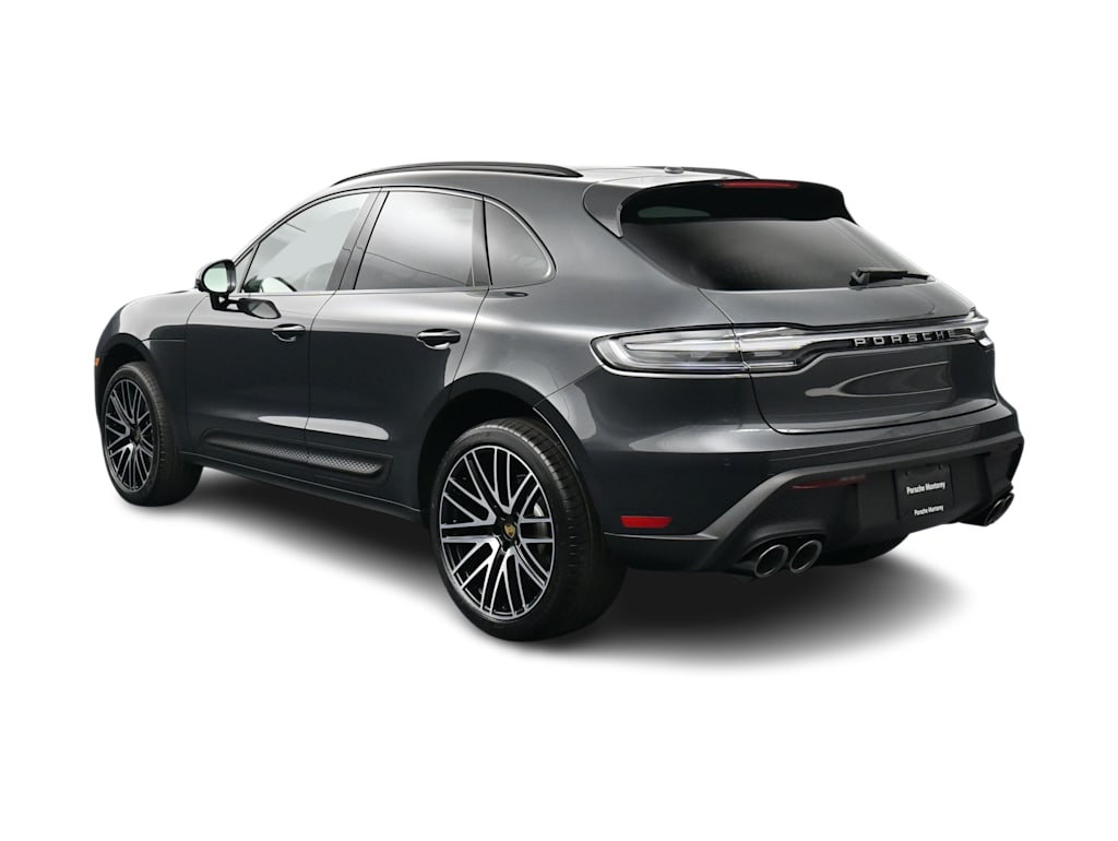 Thumbnail: 2026 Porsche Macan - 4