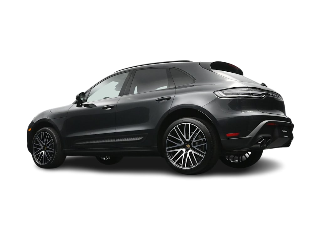 Thumbnail: 2026 Porsche Macan - 39