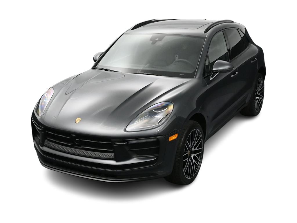 Thumbnail: 2026 Porsche Macan - 30