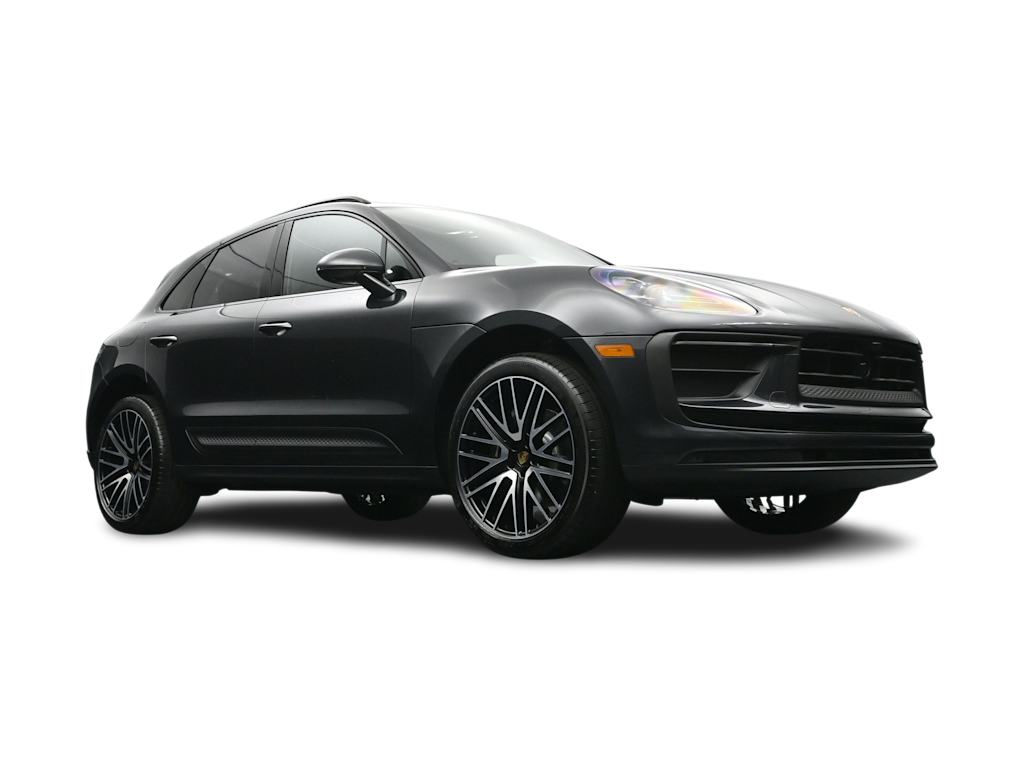 Thumbnail: 2026 Porsche Macan - 44
