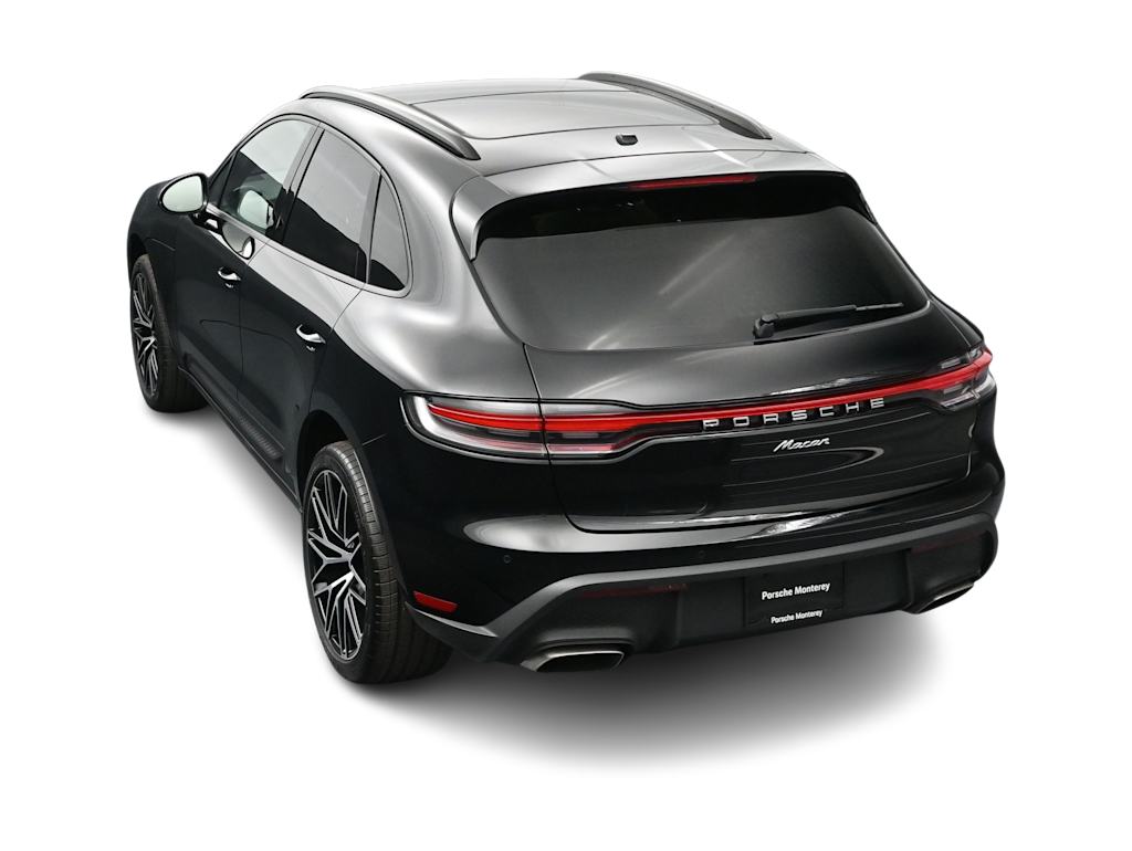 Thumbnail: 2025 Porsche Macan - 34