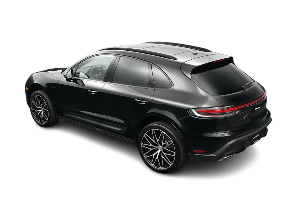 Thumbnail: 2025 Porsche Macan - 33