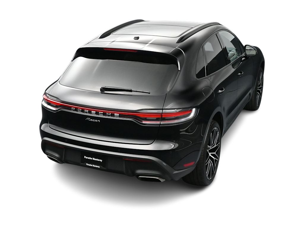Thumbnail: 2025 Porsche Macan - 35