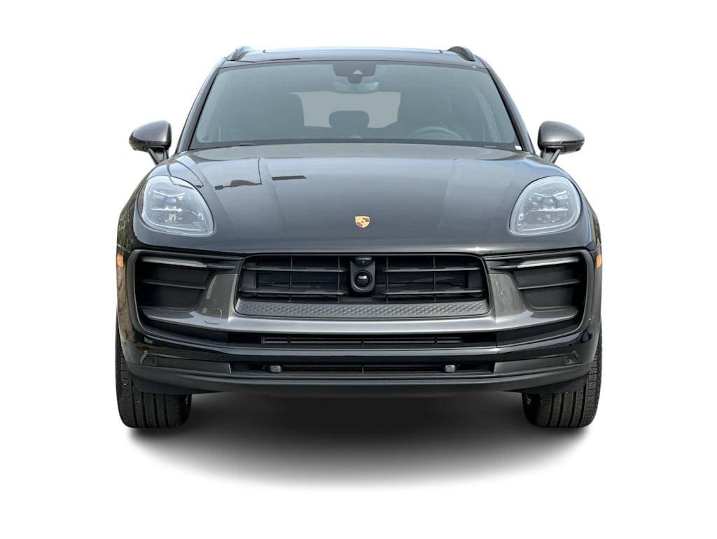 Thumbnail: 2026 Porsche Macan - 6