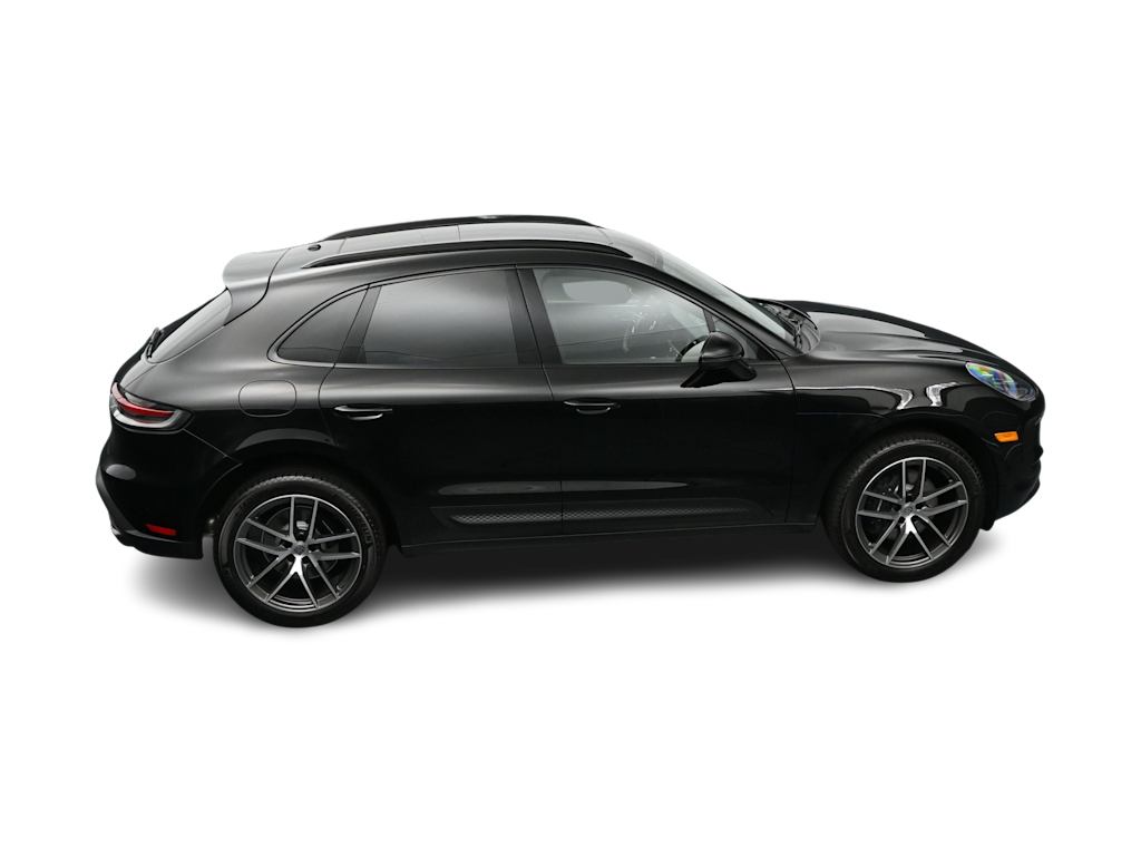 Thumbnail: 2026 Porsche Macan - 33