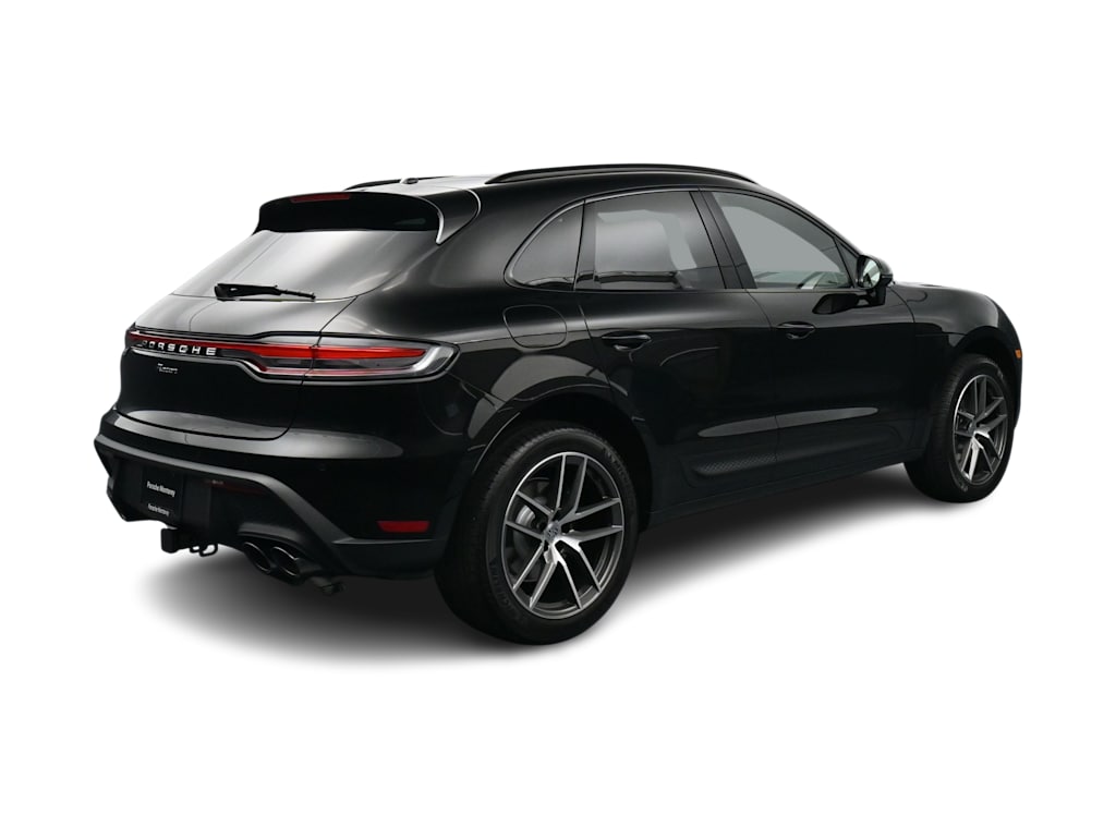 Thumbnail: 2026 Porsche Macan - 24
