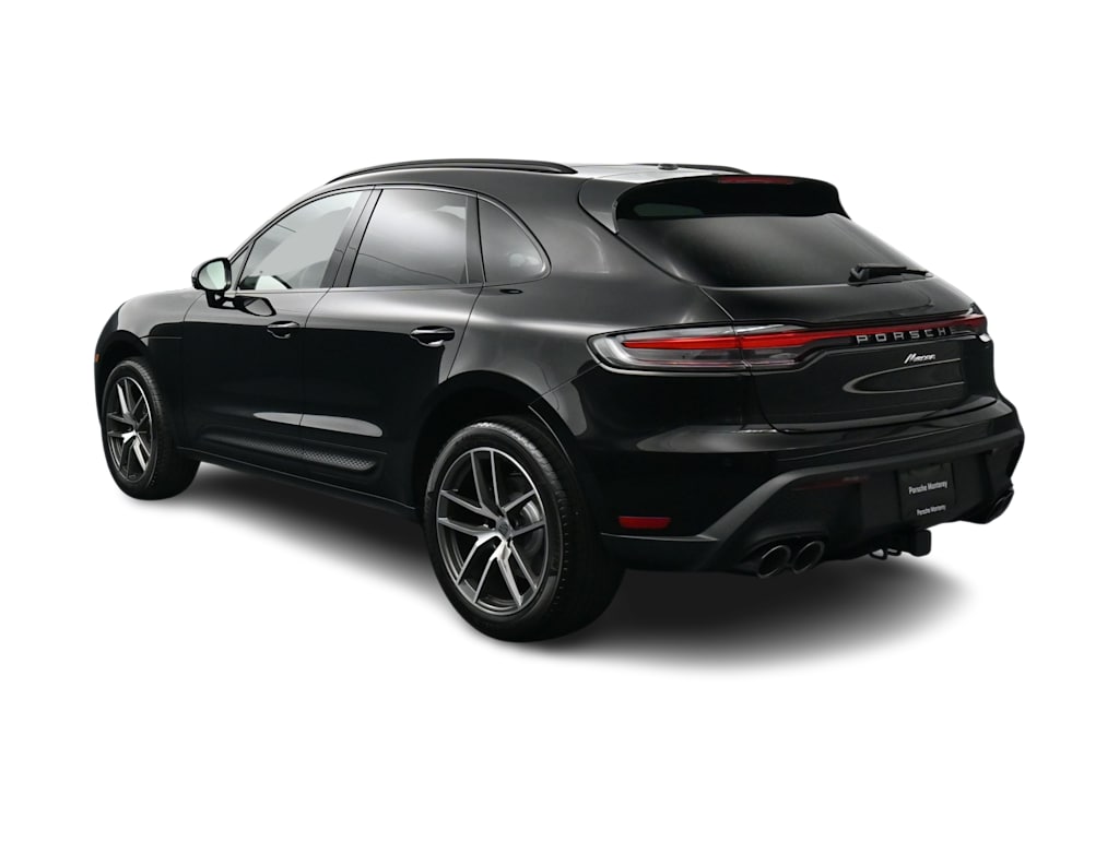 Thumbnail: 2026 Porsche Macan - 4