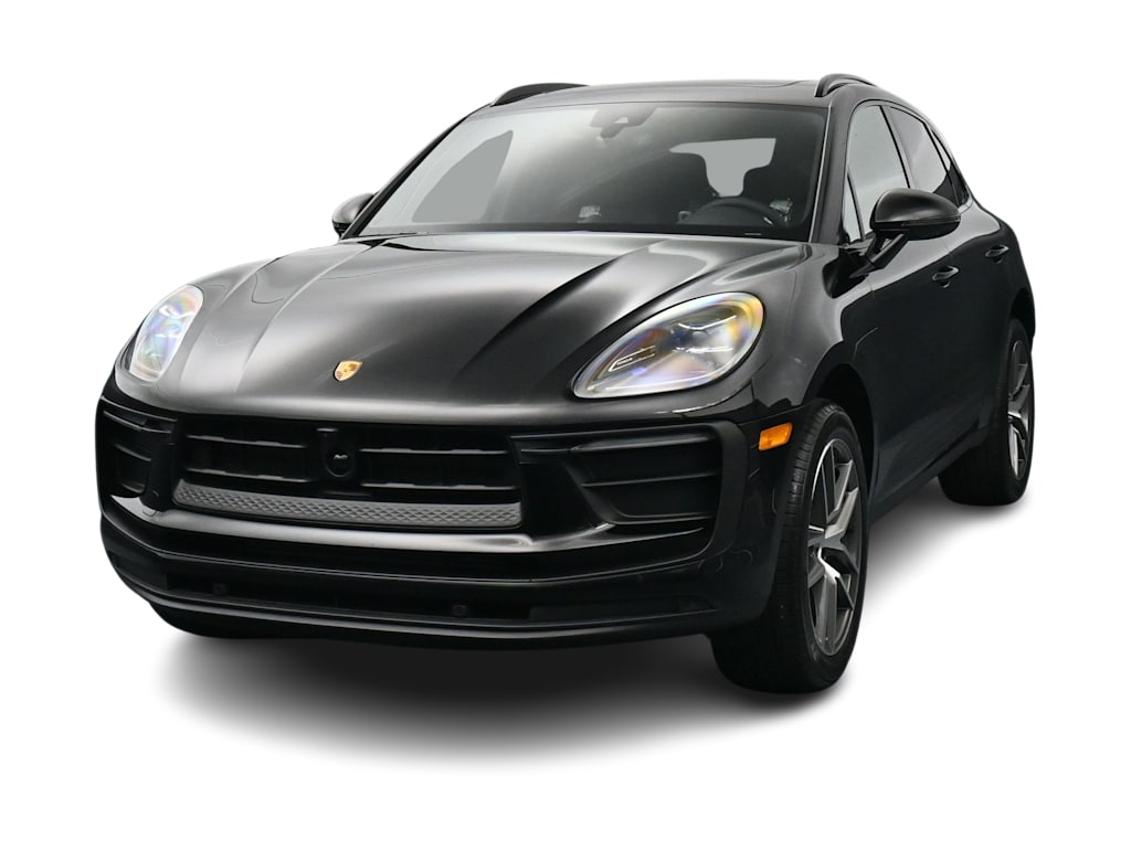 Thumbnail: 2026 Porsche Macan - 27