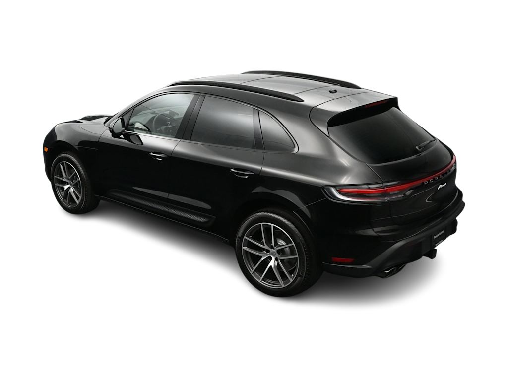 Thumbnail: 2026 Porsche Macan - 29