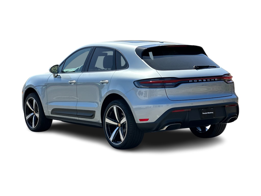 Thumbnail: 2024 Porsche Macan - 4