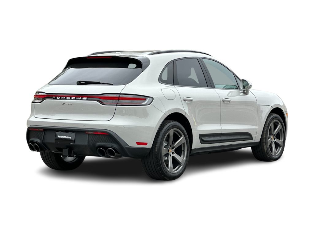 Thumbnail: 2025 Porsche Macan - 18