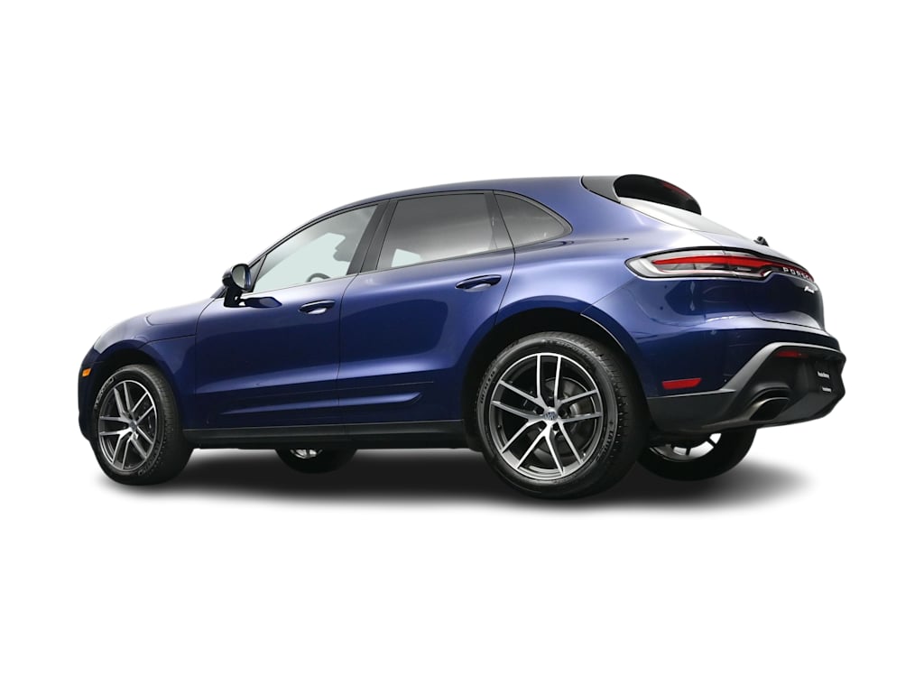 Thumbnail: 2026 Porsche Macan - 36