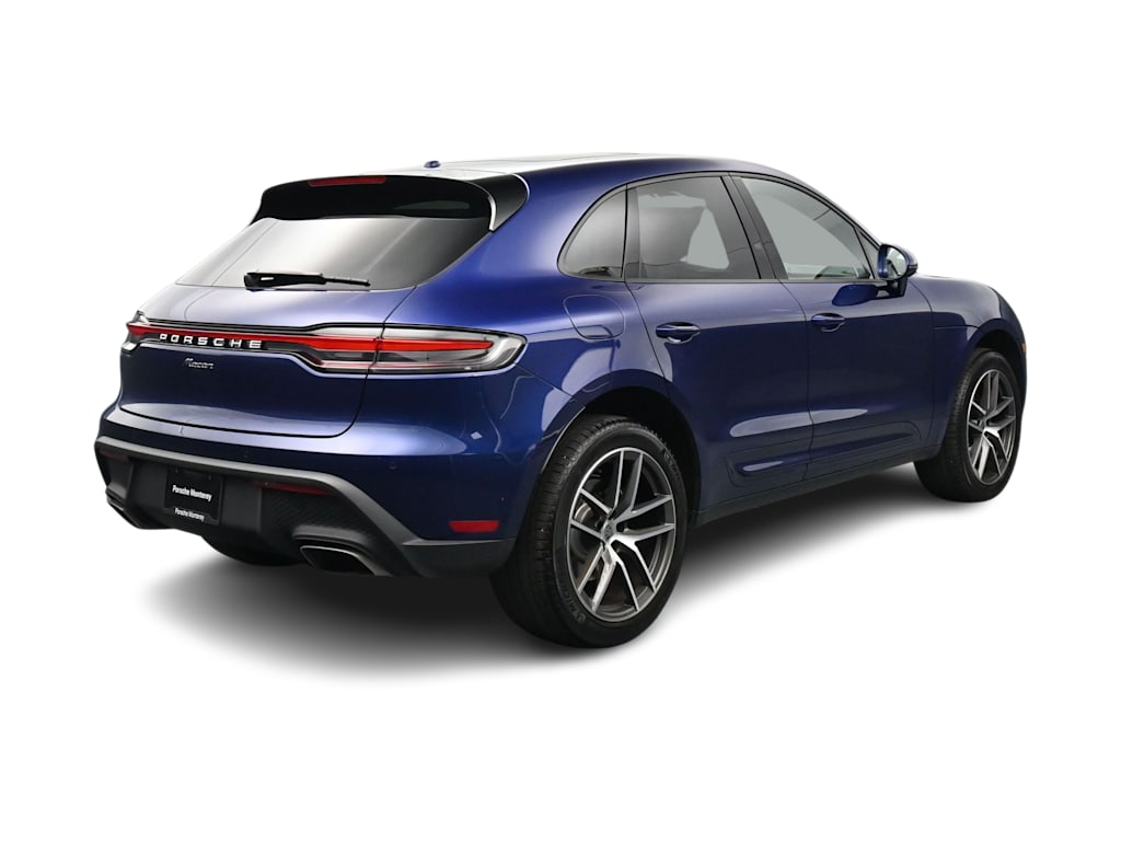 Thumbnail: 2026 Porsche Macan - 24